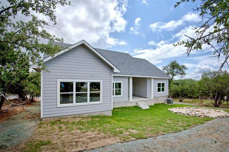 New construction Single-Family house 2810 Wilson Ave, Lago Vista, TX 78645 - photo 26 26