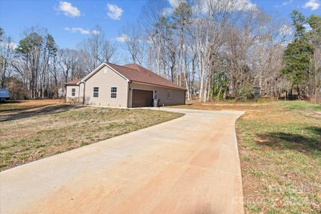 New construction Single-Family house 106 Lafayette Road, Stanley, NC 28164 - photo 8 8