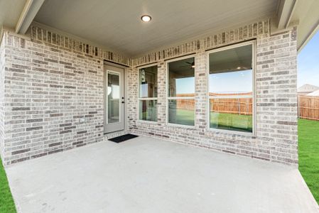 New construction Single-Family house 120 Creekside Drive, Sanger, TX 76266 Cypress II- photo 67 67