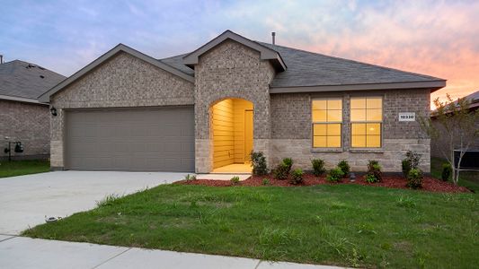 New construction Single-Family house 761 High Summit Trail, Fort Worth, TX 76131 - photo 3 3