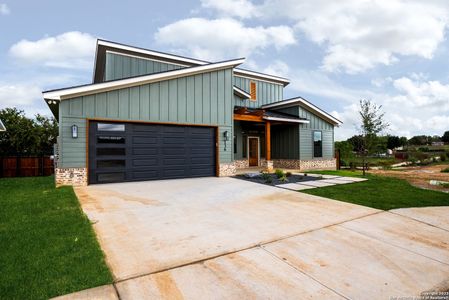 New construction Single-Family house 136 Woodbridge Court, La Vernia, TX 78121 - photo 25 25