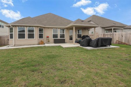 New construction Single-Family house 204 Golden Plains Pkwy, Hutto, TX 78634 - photo 25 25