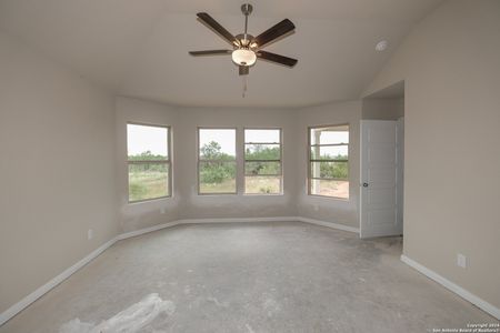 New construction Single-Family house 112 Reno Trail, Floresville, TX 78114 Kingsley- photo 5 5