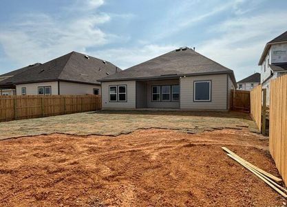 New construction Single-Family house 114 Beveridge, Seguin, TX 78155 Kennedy Homeplan- photo 30 30