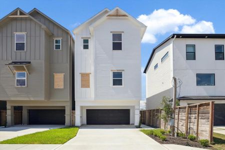 New construction Single-Family house 202 Nagle Street, Houston, TX 77003 - photo 0