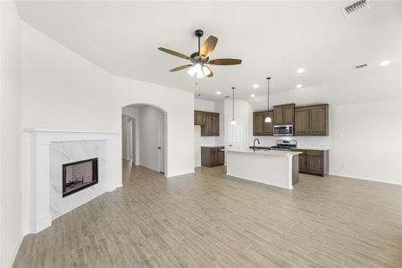 New construction Single-Family house 4444 Brentfield Drive, Fort Worth, TX 76036 Concept 1660- photo 17 17