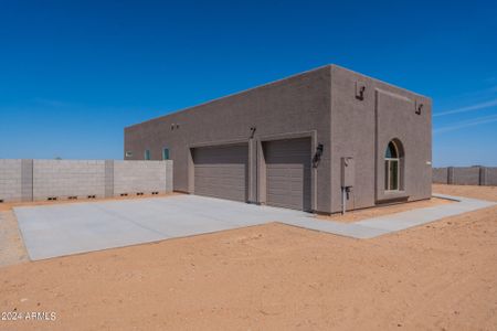 New construction Single-Family house 23008 W Peakview Road, Wittmann, AZ 85361 - photo 44 44