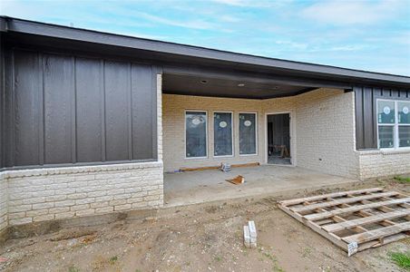 New construction Single-Family house 119 E Bexar Street, Mabank, TX 75147 - photo