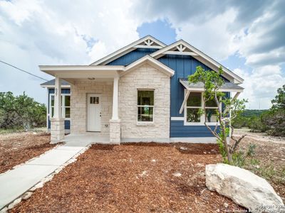 New construction Single-Family house 627 Indian Trl, Spring Branch, TX 78070 - photo 0 0