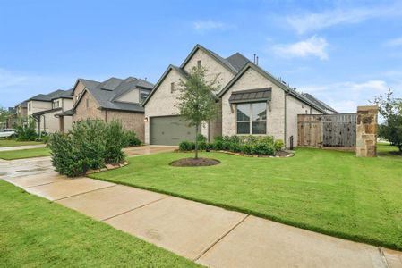 New construction Single-Family house 29639 Mahogany View Lane, Fulshear, TX 77441 - photo 0