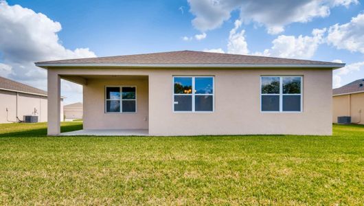 New construction Single-Family house 5739 Lakeside Landings Boulevard, Winter Haven, FL 33881 - photo 28 28