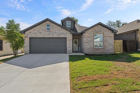 New construction Single-Family house 828 E Arlington Avenue, Fort Worth, TX 76104 - photo 1 1