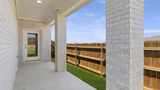 New construction Single-Family house 2130 Sunnymede Drive, Forney, TX 75126 Livingston V- photo 31 31