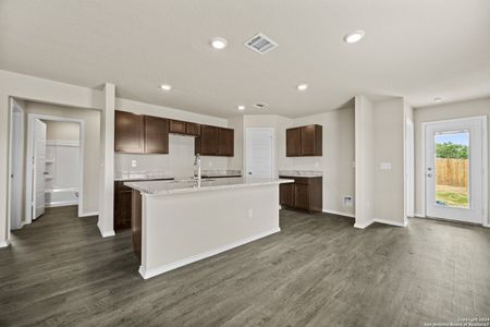 New construction Single-Family house 13802 Sleeping Fawn, San Antonio, TX 78253 RC Mitchell- photo 4 4