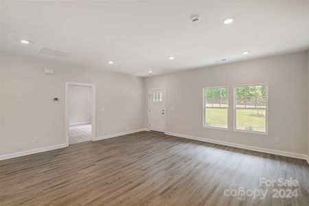New construction Single-Family house 930 Westminster Drive, Statesville, NC 28677 - photo 5 5