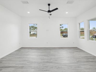 New construction Single-Family house 13998 Coronado Drive, Spring Hill, FL 34609 - photo 10 10