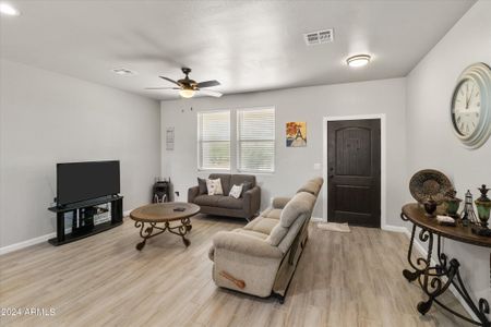 New construction Single-Family house 28402 N 221St Avenue, Wittmann, AZ 85361 - photo 13 13