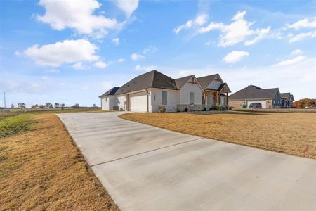 New construction Single-Family house 1008 Elevation Trail, Weatherford, TX 76087 - photo 3 3