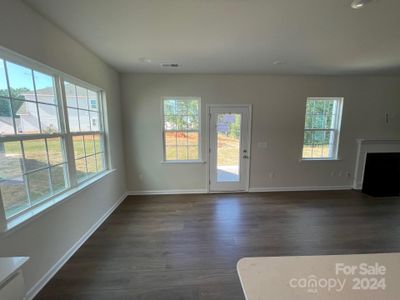 New construction Single-Family house 1556 Turkey Roost Road, Unit 260, Fort Mill, SC 29715 - photo 5 5