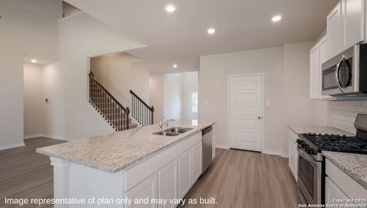 New construction Single-Family house 14012 Nolan Falls Rd, San Antonio, TX 78253 - photo 3 3
