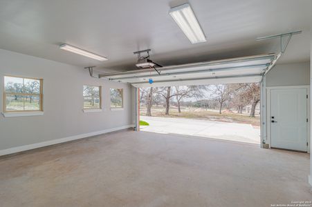 New construction Single-Family house 137 Hondo Drive, La Vernia, TX 78121 - photo 36 36