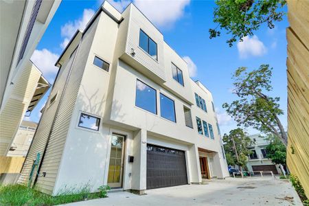 New construction Single-Family house 5435 Darling Street, Houston, TX 77007 - photo 0