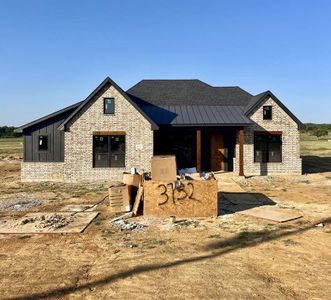 New construction Single-Family house 3732 County Road 424, Cleburne, TX 76031 - photo 0