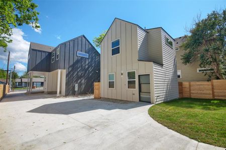 New construction Single-Family house 7204 Meador Ave, Unit 1, Austin, TX 78752 - photo 4 4