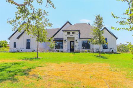 New construction Single-Family house 1325 Eagle Drive, Weatherford, TX 76087 - photo 0