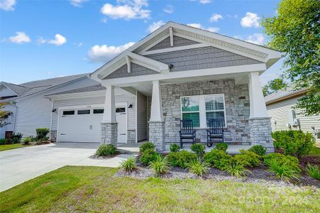 New construction Single-Family house 9380 Dunwich Drive, Gastonia, NC 28056 - photo 2 2