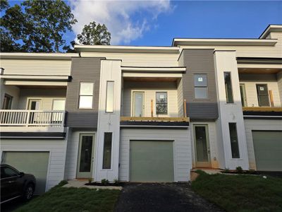 New construction Townhouse house 400 Forrest Avenue, Gainesville, GA 30501 - photo 0