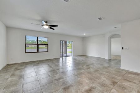 New construction Single-Family house 6526 Nw Oaklawn Way, Port Saint Lucie, FL 34983 - photo
