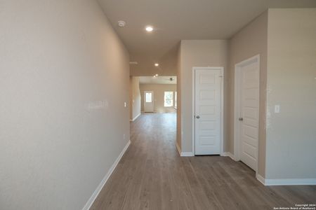 New construction Single-Family house 8438 Smithers Avenue, San Antonio, TX 78252 Harrison - 35' Smart Series- photo 2 2