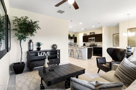New construction Single-Family house 35745 W San Ildefanso Avenue, Maricopa, AZ 85138 - photo 6