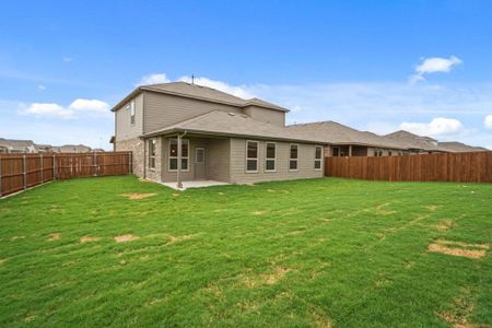 New construction Single-Family house 15545 Putney Way, Fort Worth, TX 76247 REDROCK- photo 37 37