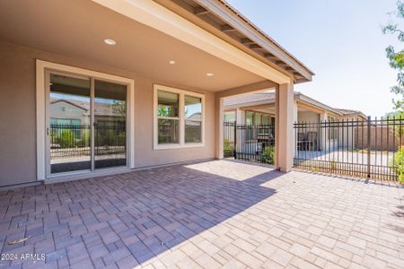 New construction Townhouse house 440 E Citrus Hollow Way, Queen Creek, AZ 85140 - photo 0 0