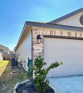 New construction Single-Family house 4307 Tulip Oak Drive, Houston, TX 77068 - photo 1