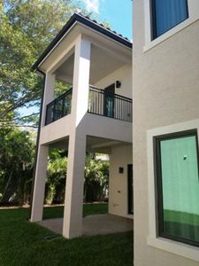 New construction Single-Family house 5732 Ashwood Cir, Fort Lauderdale, FL 33312 - photo 1 1