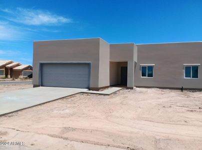 New construction Single-Family house 15941 S Animas Road, Arizona City, AZ 85123 - photo 0