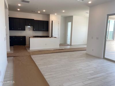 New construction Single-Family house 31528 N Hayweather Lane, San Tan Valley, AZ 85143 - photo 2 2