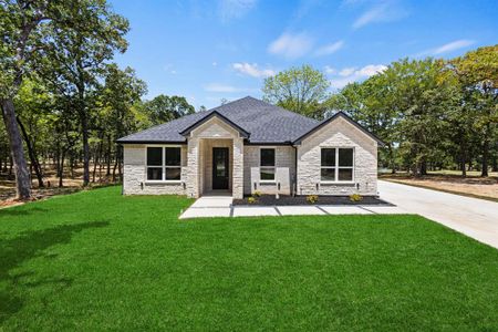 New construction Single-Family house 118 Bay Tree Trail, Mabank, TX 75156 - photo 0