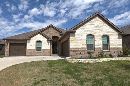 New construction Single-Family house 1305 Ballweg Road, Arlington, TX 76002 - photo 1 1