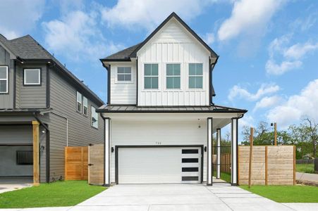 New construction Single-Family house 733 E 40Th St, Houston, TX 77022 - photo 0