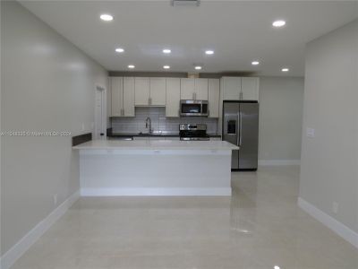 New construction Duplex house 1671 Sw 44Th Ter, Fort Lauderdale, FL 33317 - photo 22 22
