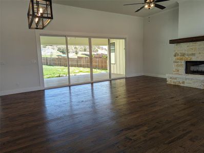 New construction Single-Family house 1348 Crown Valley Drive, Weatherford, TX 76087 - photo 8 8