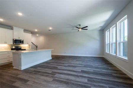 New construction Townhouse house 3112 Rustic Creek Drive, Northlake, TX 76262 Estate- photo 7 7