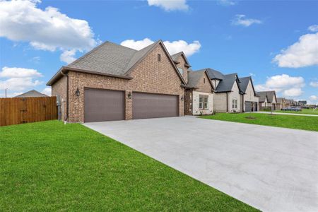 New construction Single-Family house 907 Eva Lane, Greenville, TX 75402 - photo 1 1
