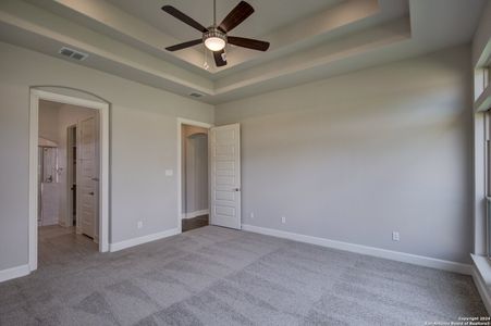 New construction Single-Family house 166 Burning Star, Castroville, TX 78009 Plan 2110- photo 17 17