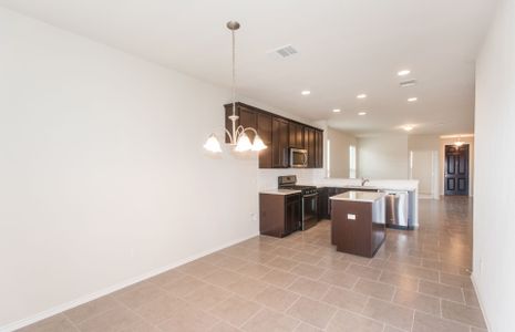 New construction Single-Family house 1026 Sweetroot Road, New Braunfels, TX 78130 - photo 17 17