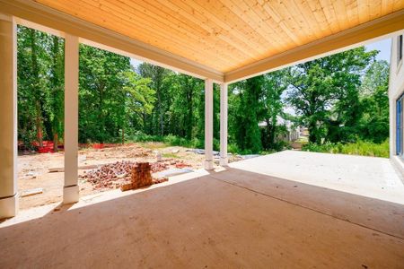 New construction Single-Family house 630 West Valley Court, Atlanta, GA 30327 - photo 41 41